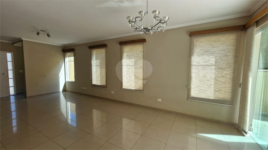 Foto REO1114641