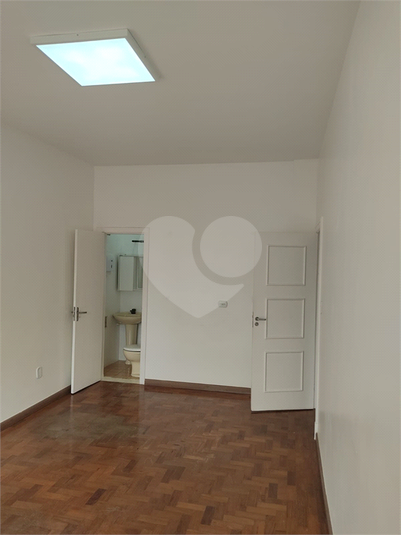 Foto REO1114642