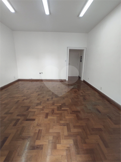 Foto REO1114642