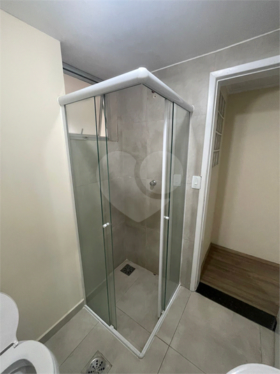Foto REO1114644