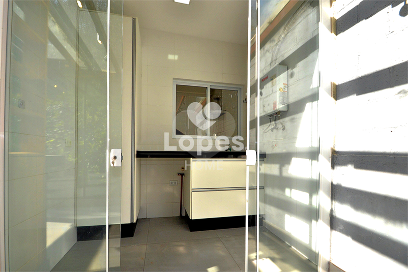 Foto REO1114659