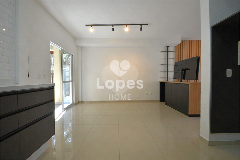 Foto REO1114659