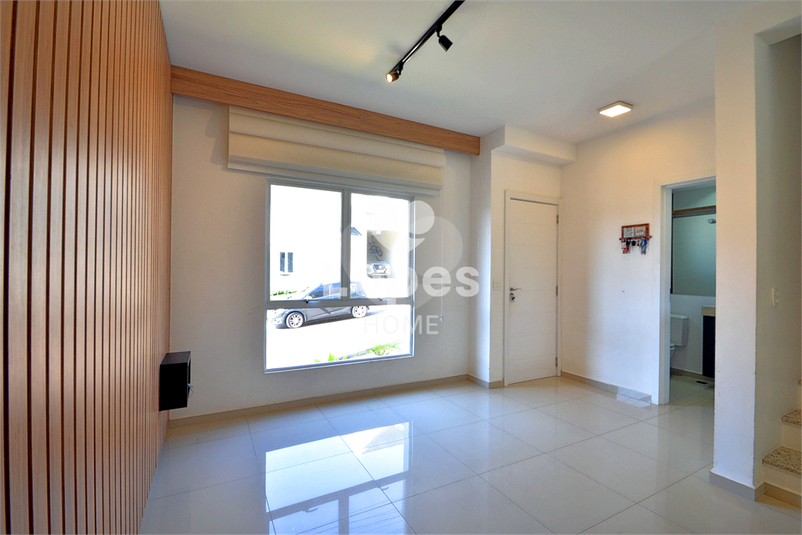 Foto REO1114659