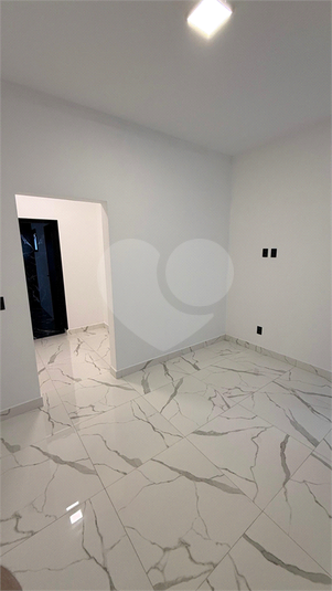 Foto REO1114672