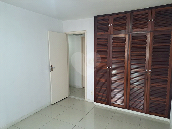 Foto REO1114677