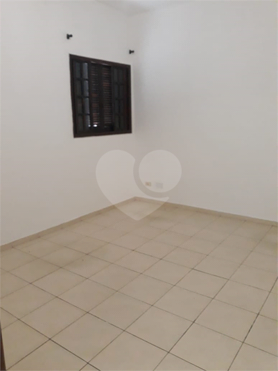 Foto REO1114680