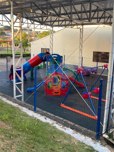 Foto REO1114700