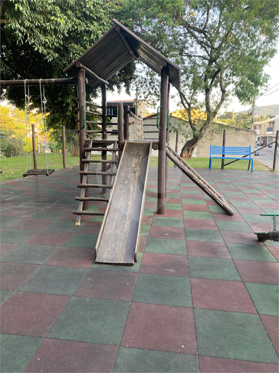 Foto REO1114700