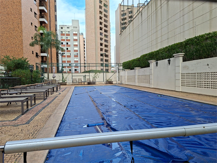 Foto REO1114709