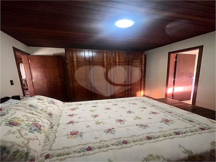 Foto REO1114721