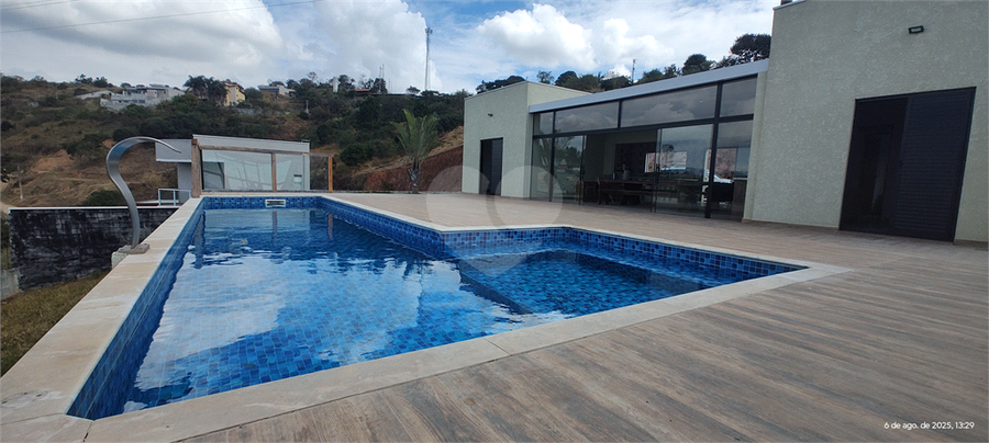 Foto REO1114722