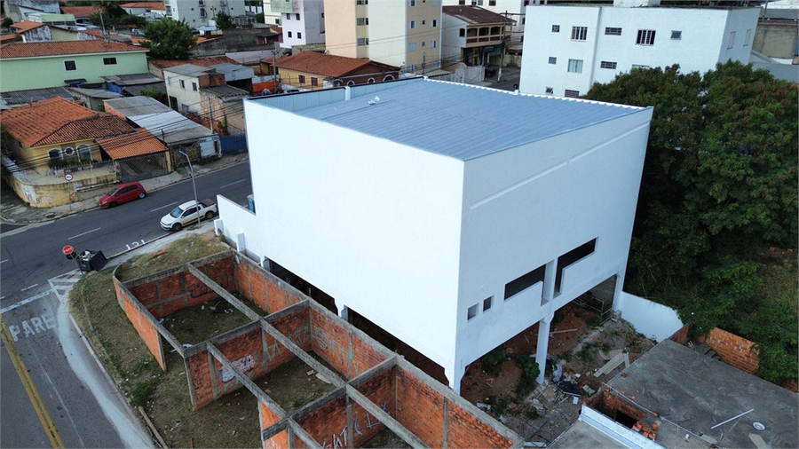 Foto REO1114733