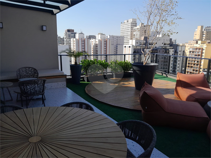 Foto REO1114741