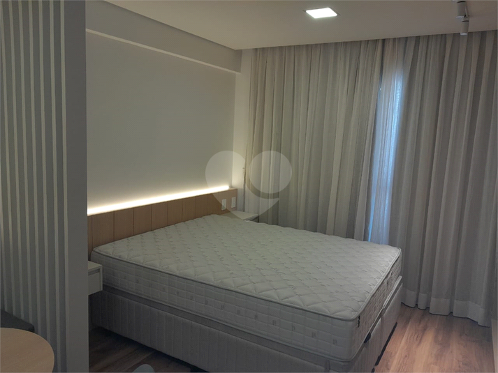 Foto REO1114749