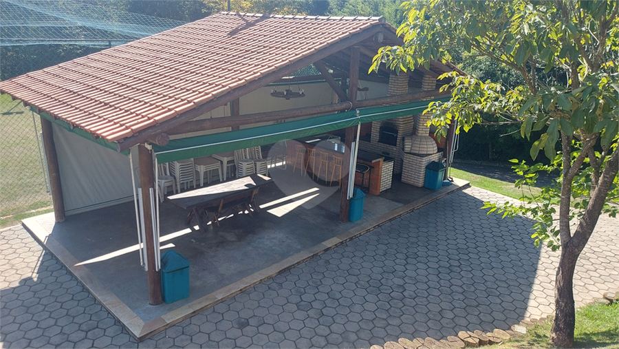 Foto REO1114750