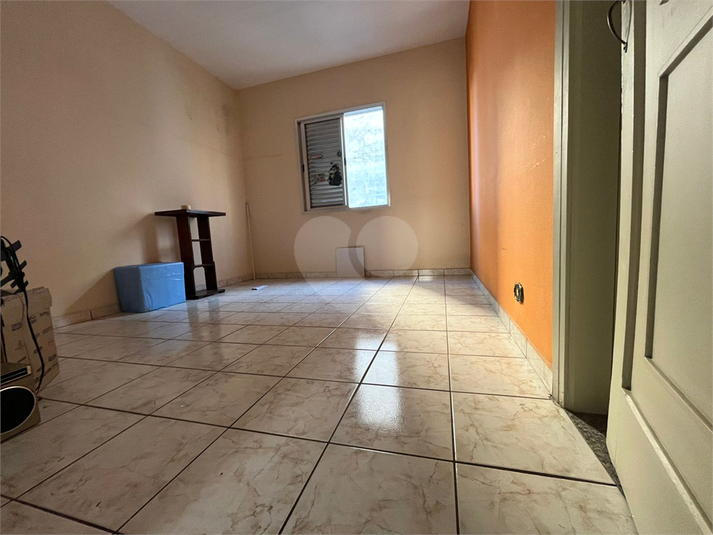 Foto REO1114763