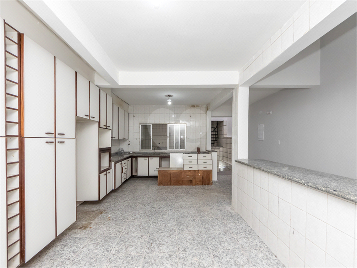 Foto REO1114766