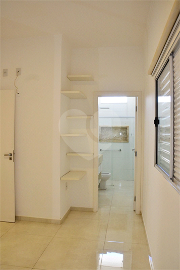 Foto REO1114783
