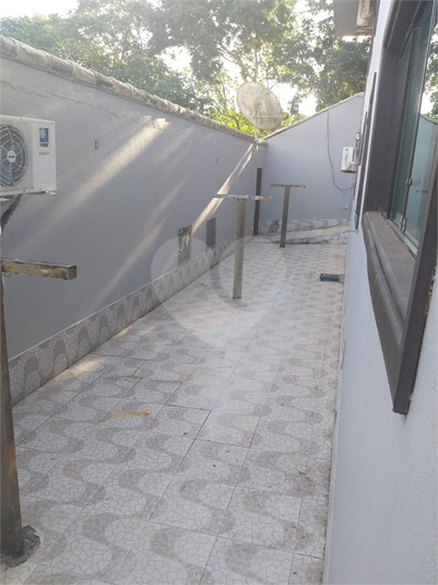 Foto REO1114785
