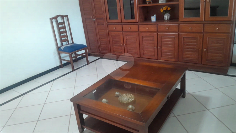 Foto REO1114785