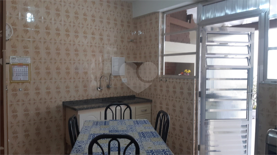 Foto REO1114791