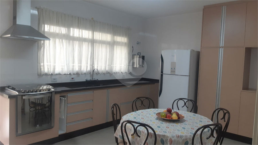 Foto REO1114791