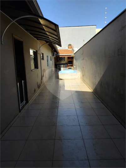 Foto REO1114804