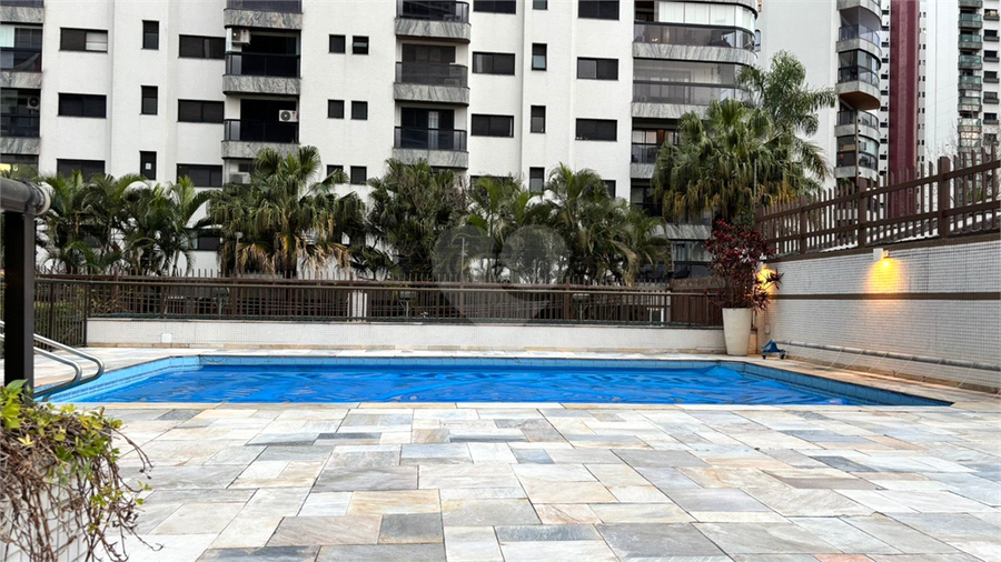 Foto REO1114814