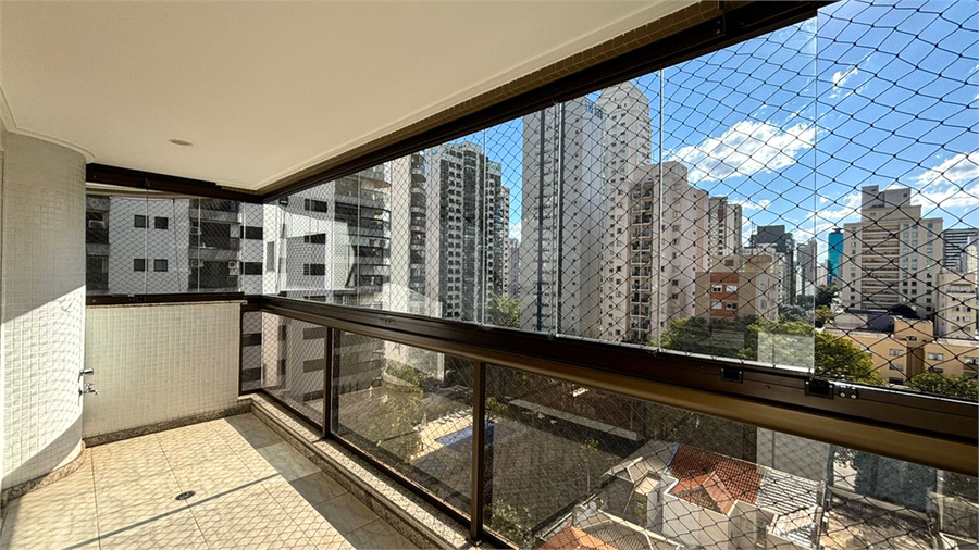Foto REO1114814