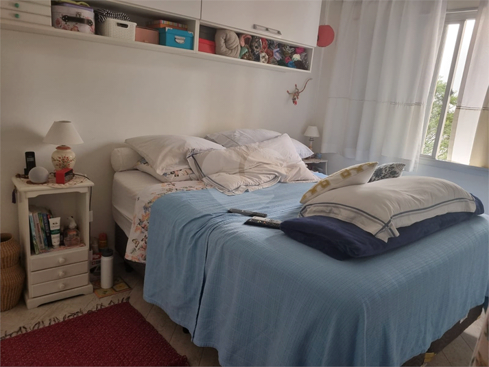 Foto REO1114818
