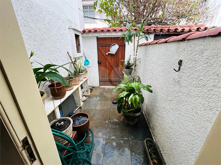 Foto REO1114822