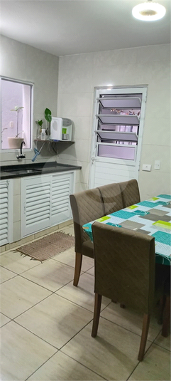 Foto REO1114824