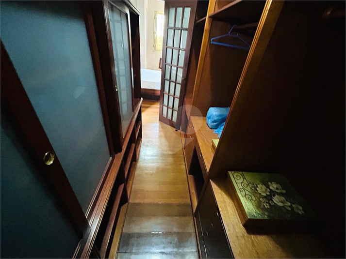 Foto REO1114826