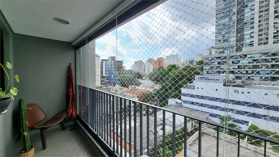 Foto REO1114831