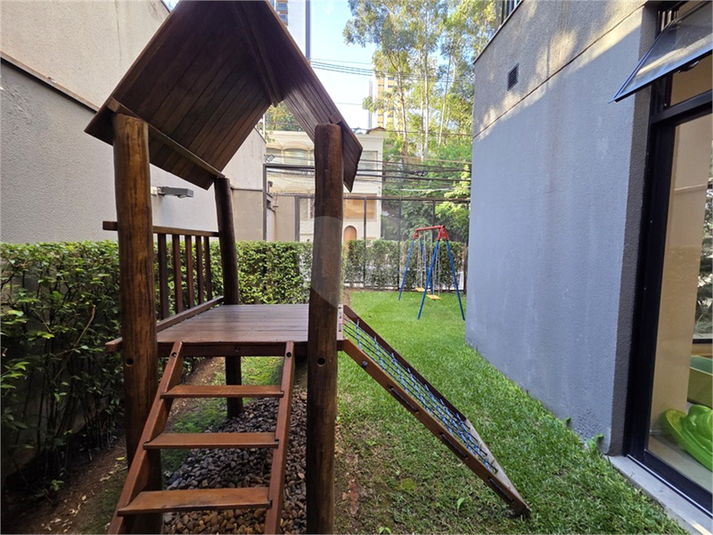 Foto REO1114831