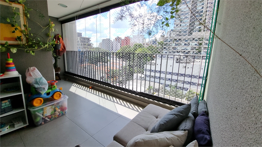 Foto REO1114831