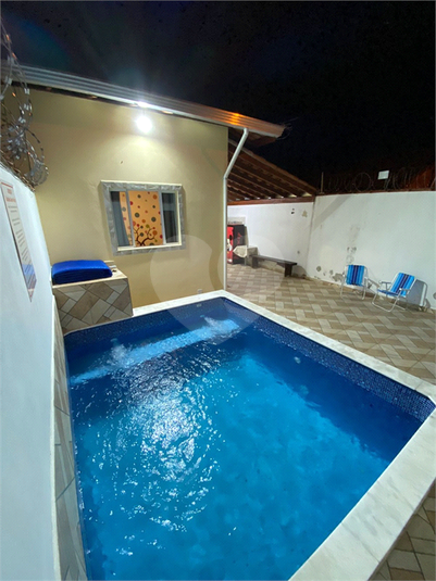 Foto REO1114839