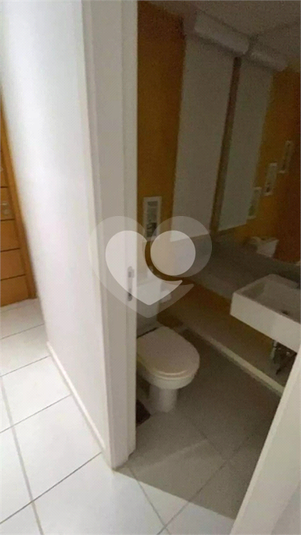 Foto REO1114841