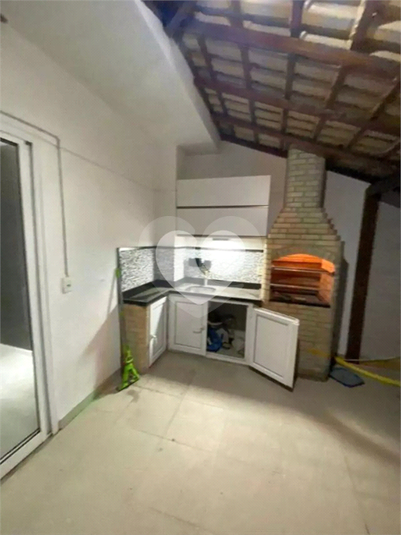 Foto REO1114841