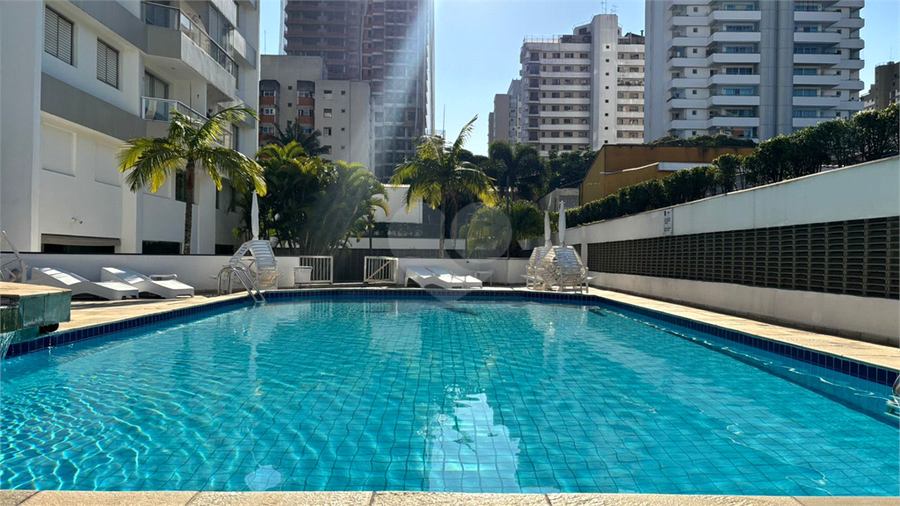Foto REO1114849