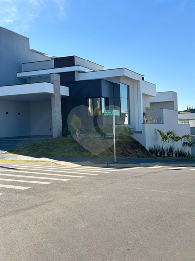 Foto REO1114850