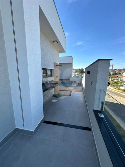 Foto REO1114850