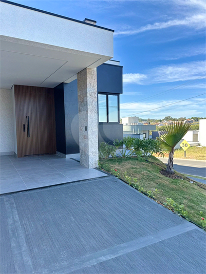 Foto REO1114850
