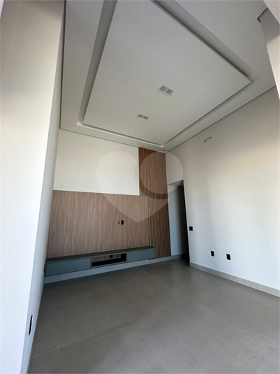 Foto REO1114850