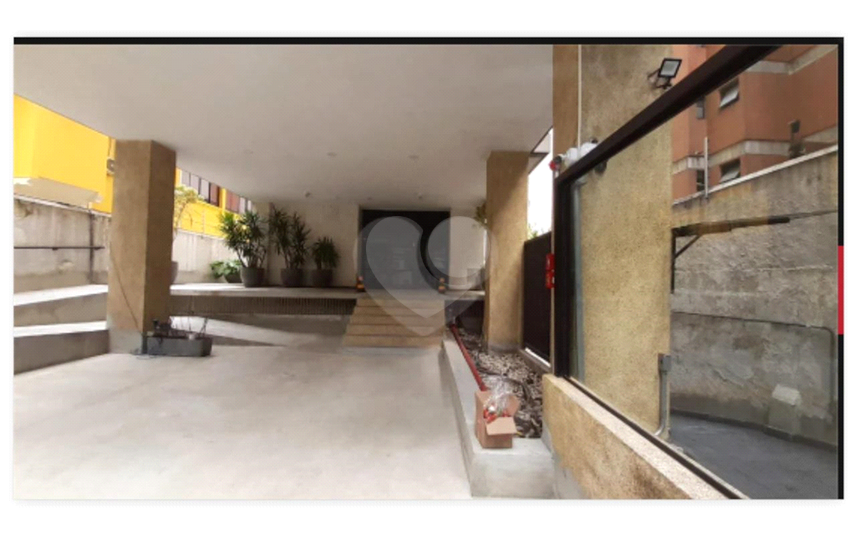 Foto REO1114851