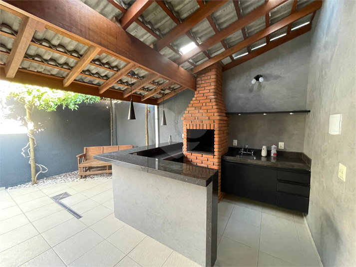 Foto REO1114854