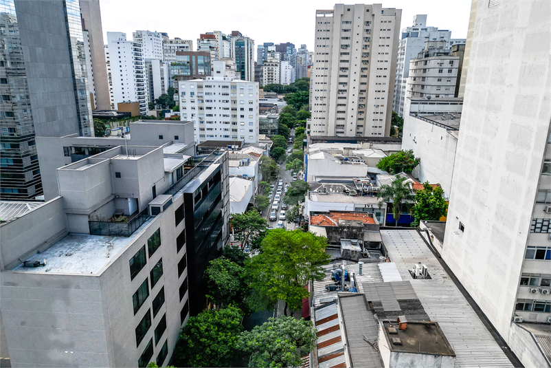 Foto REO1114858