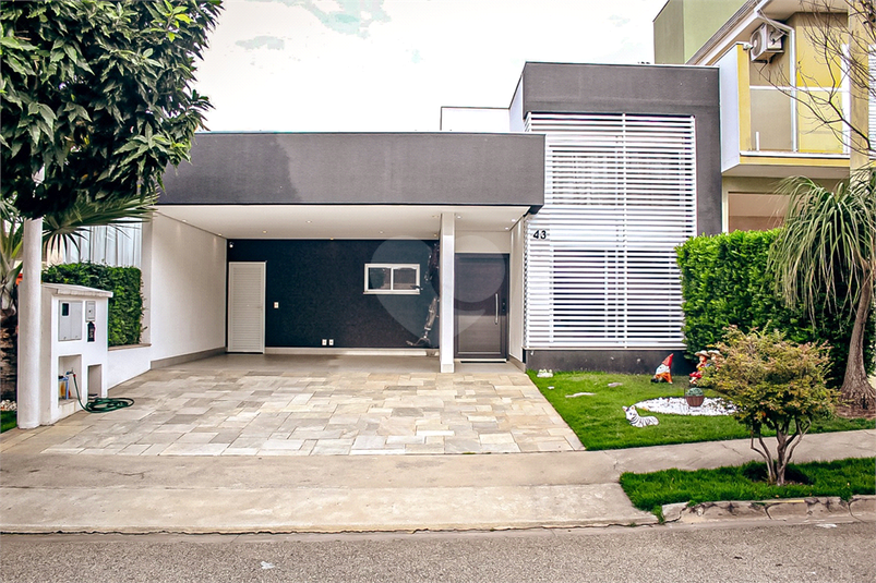 Foto REO1114859