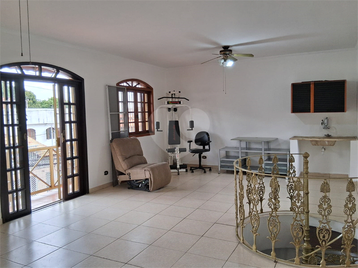 Foto REO1114865