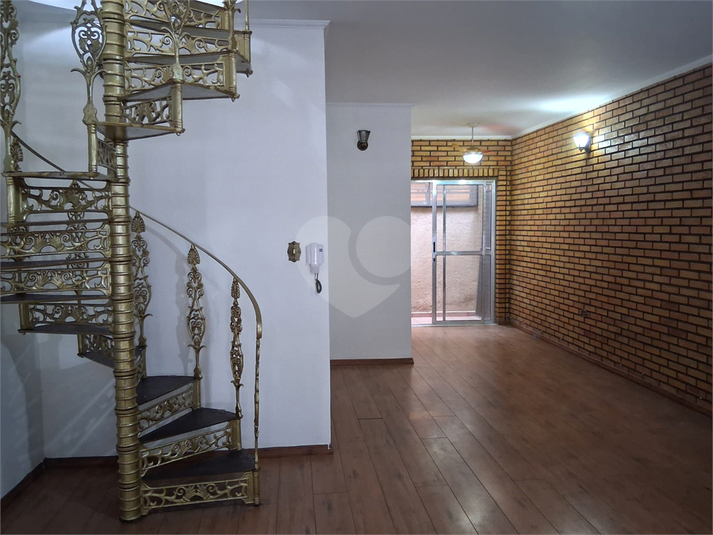Foto REO1114865